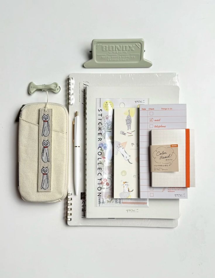 Kit alura - Caja de Papelería Mensual para Journaling